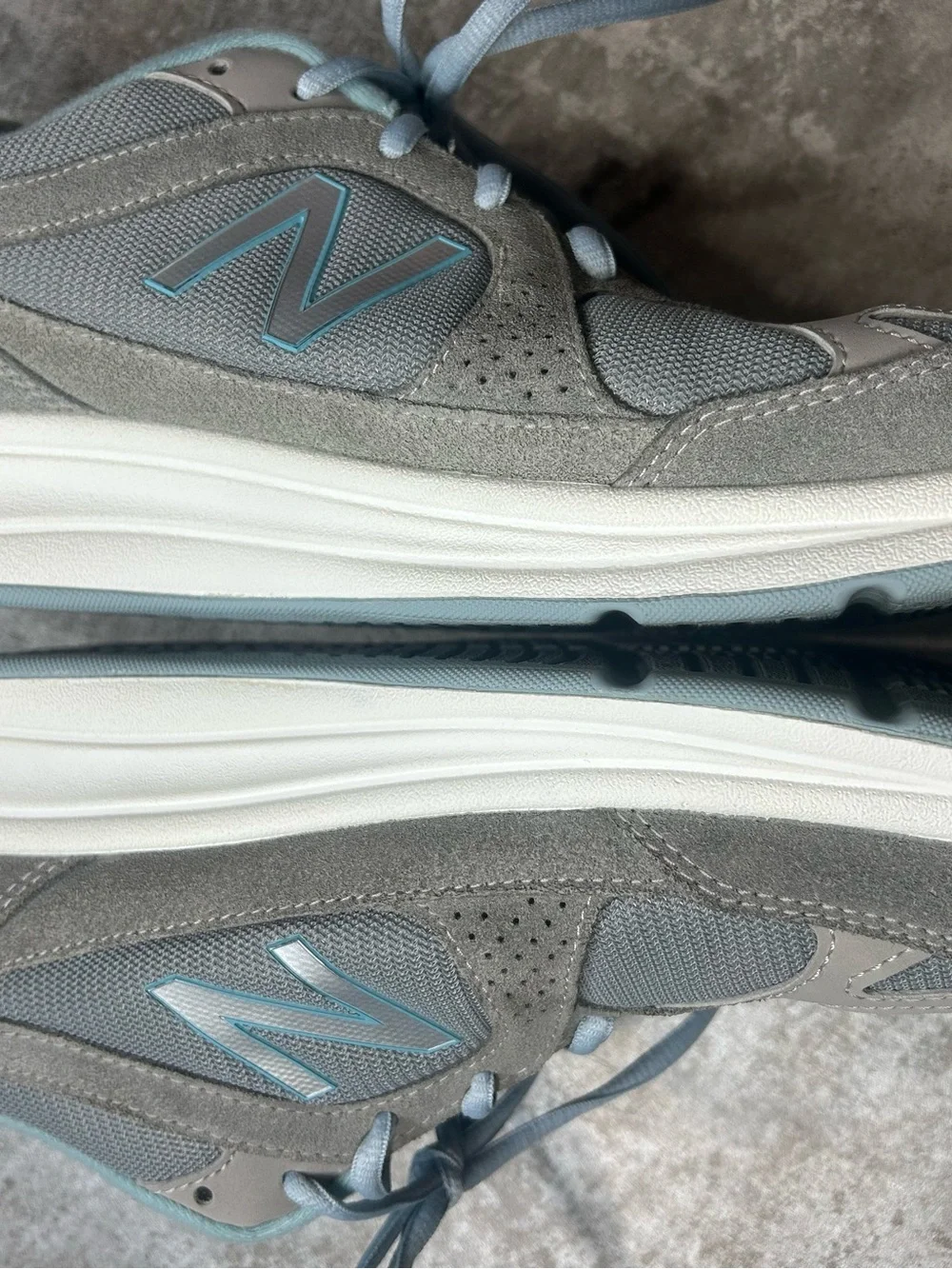 New Balance 877 V1 Women's Size 11 Grey & Light Blue Walking Sneakers Shoes